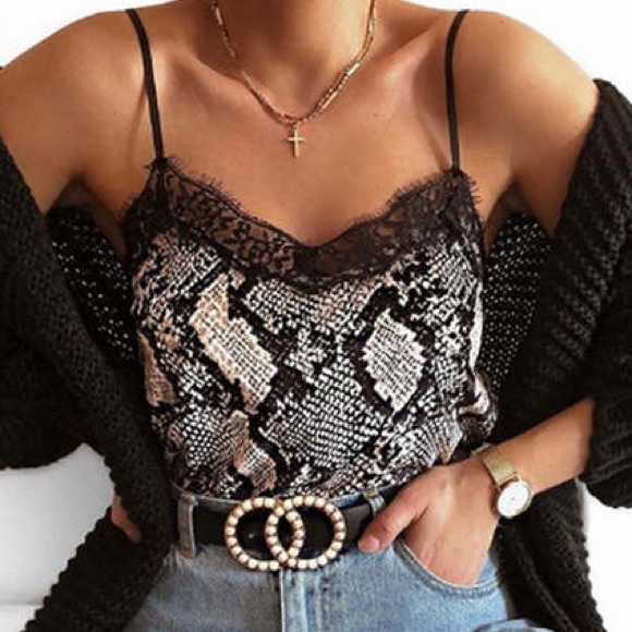 Tops - Sleeveless Lace Snake Print Cami